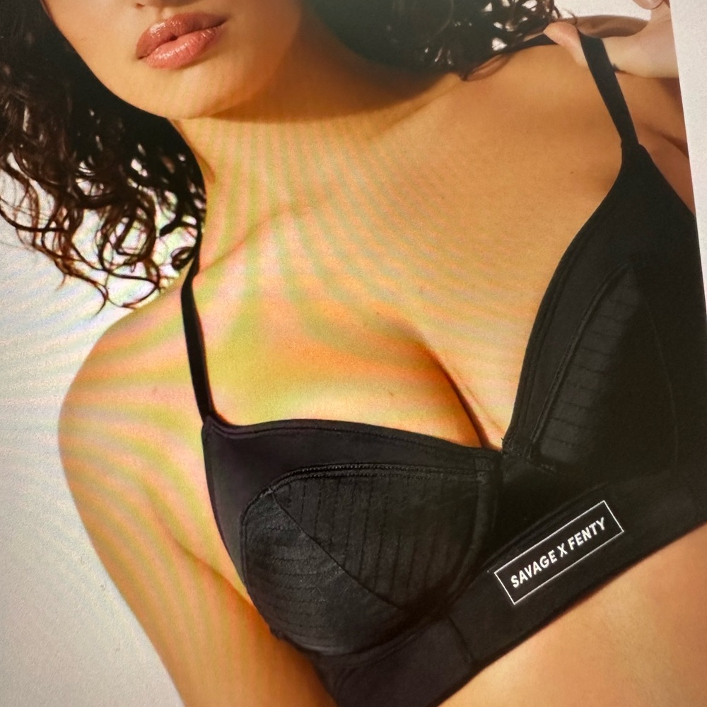 Savage X Fenty Black Molded Cup Sports Bra